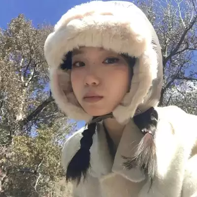 于希月